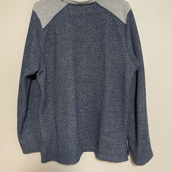 Tommy Bahama Crewneck Sweater - Picture 2 of 6